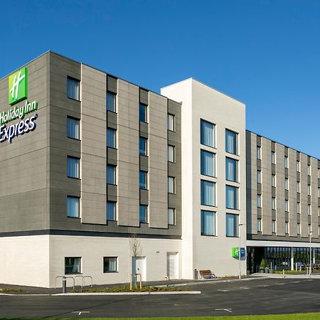 Holiday Inn Express Bridgwater M5, Jct24 By Ihg מראה חיצוני תמונה