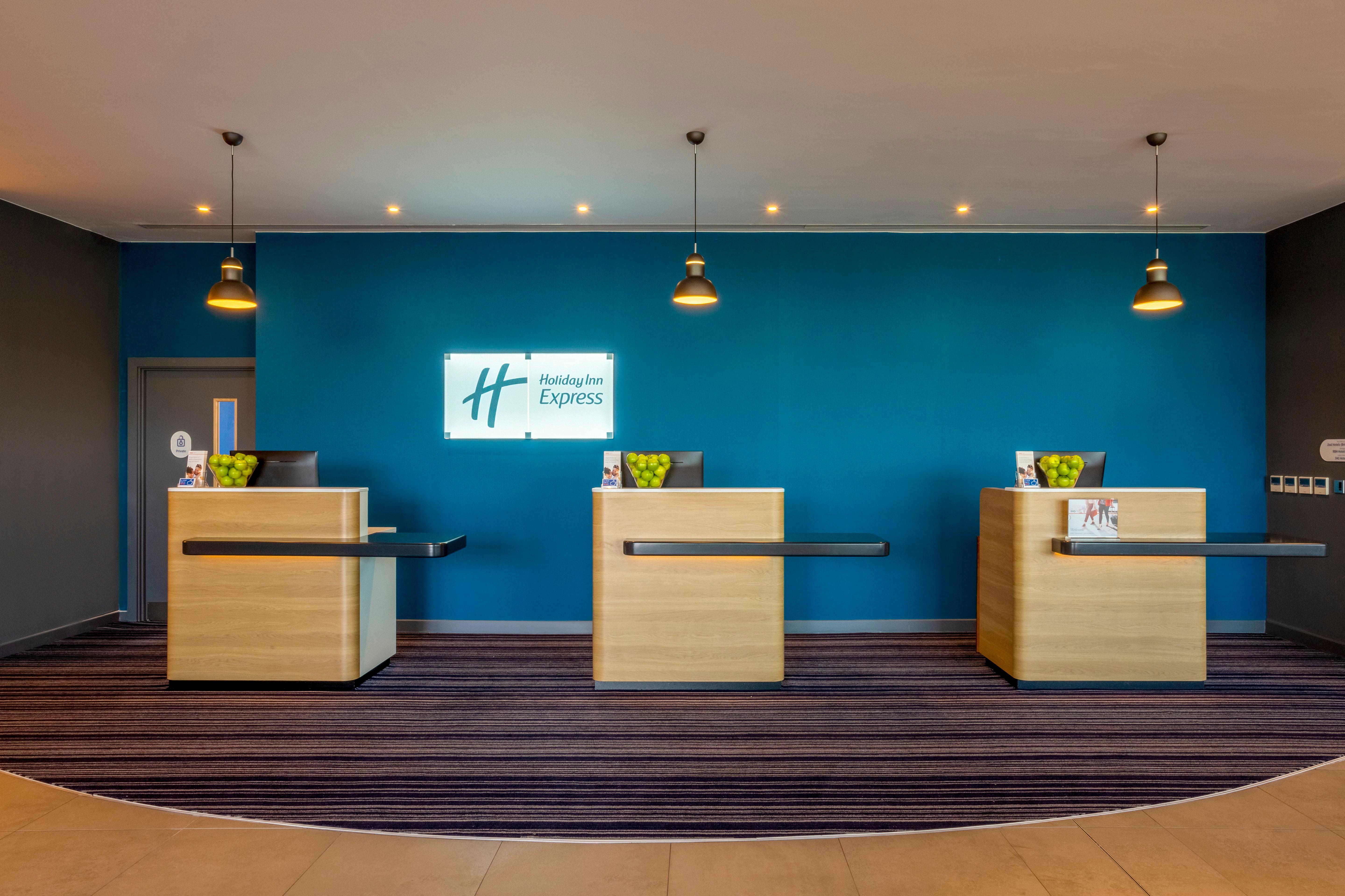 Holiday Inn Express Bridgwater M5, Jct24 By Ihg מראה חיצוני תמונה
