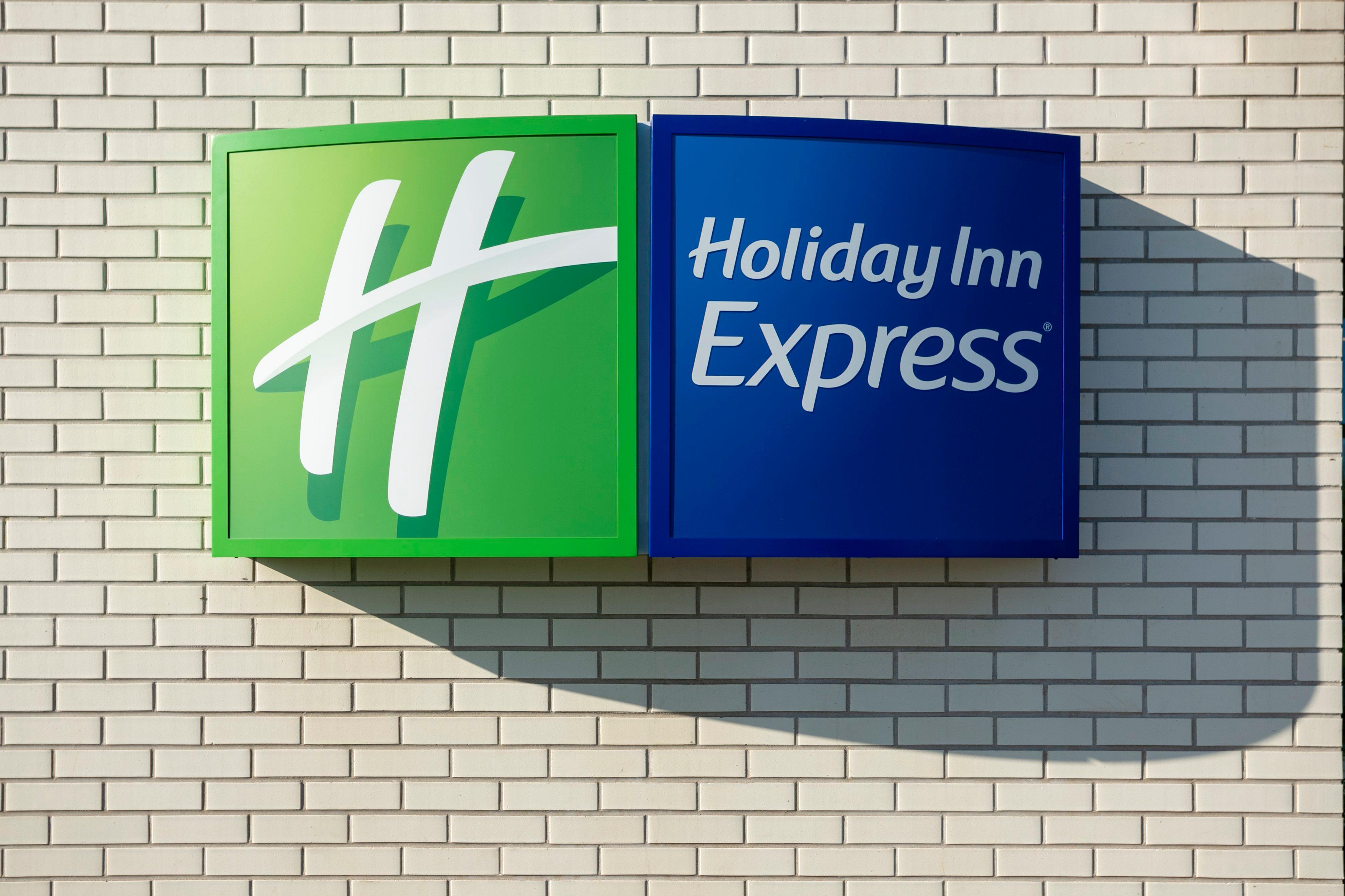 Holiday Inn Express Bridgwater M5, Jct24, An Ihg Hotel מראה חיצוני תמונה